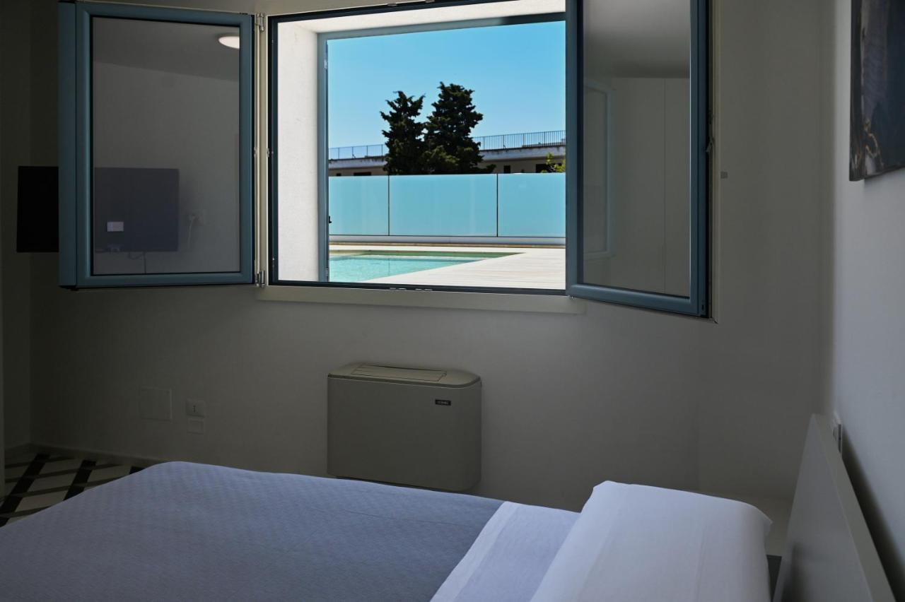 Perle Marine Suite Apartments Castro  Exterior photo