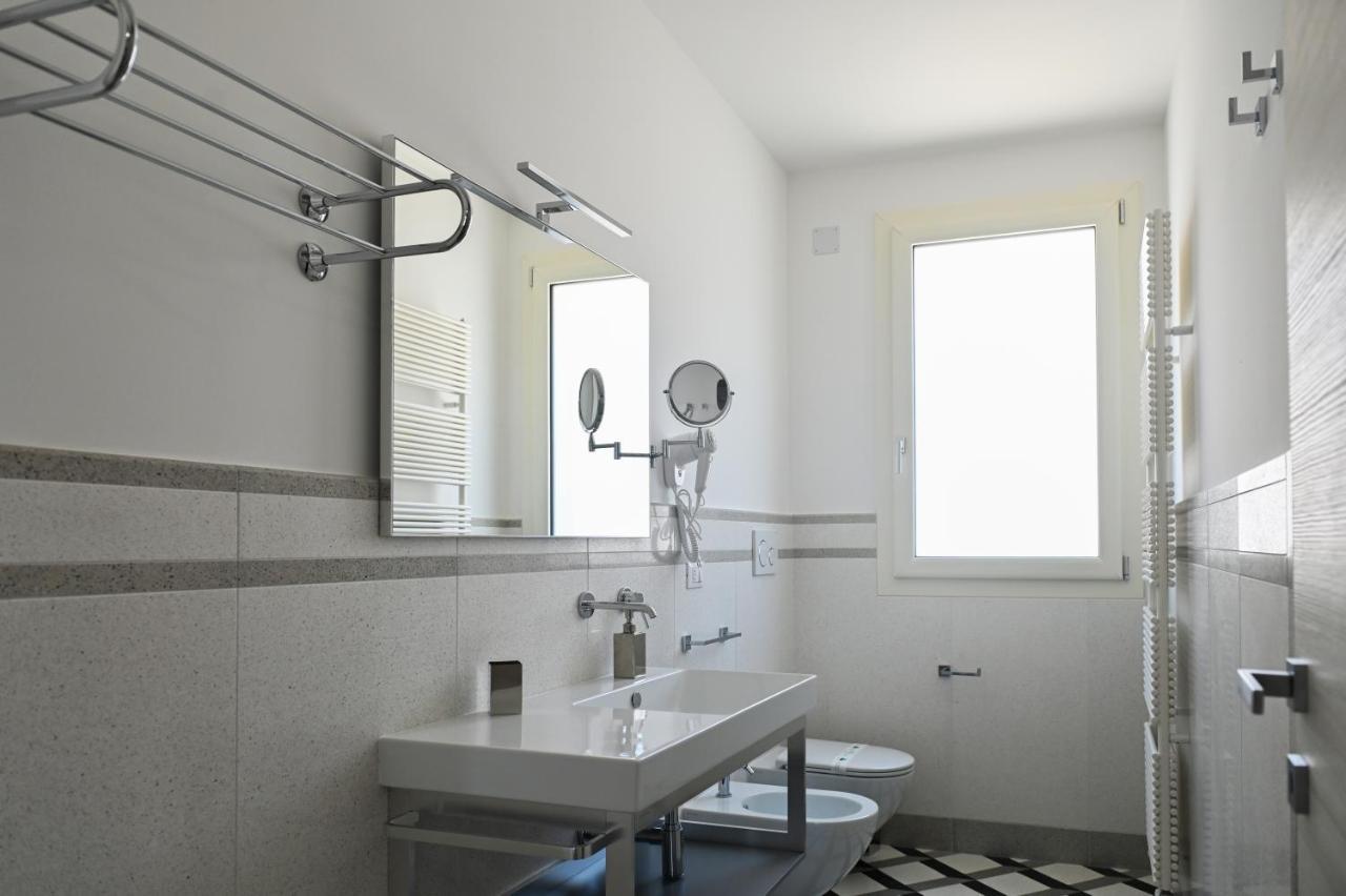 Perle Marine Suite Apartments Castro  Exterior photo